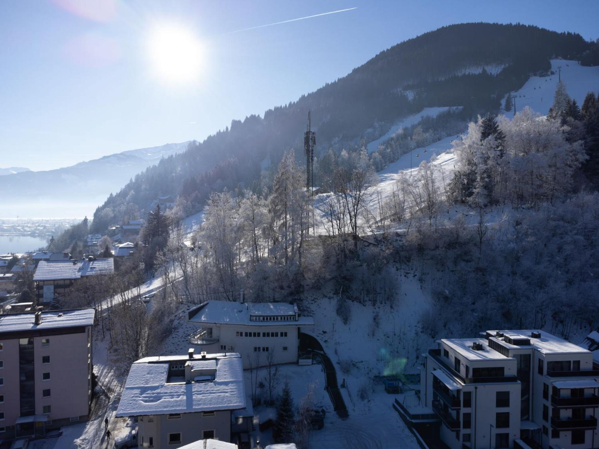 Schlafgut Kuessler - 70M Vom City Express Zell am See Exteriör bild